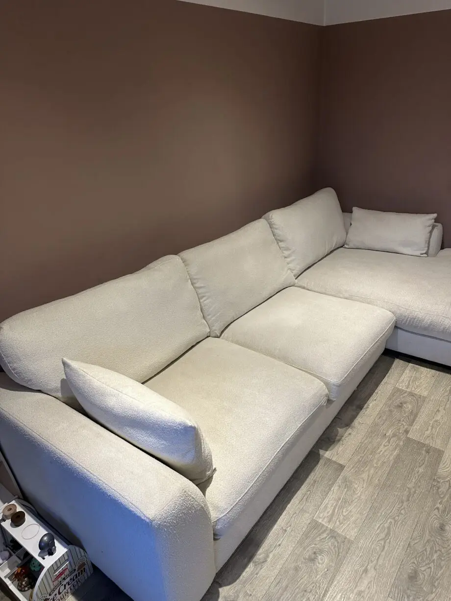 DFS Calix corner boucle sofa