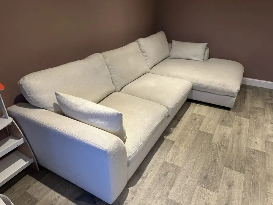 DFS Calix corner boucle sofa