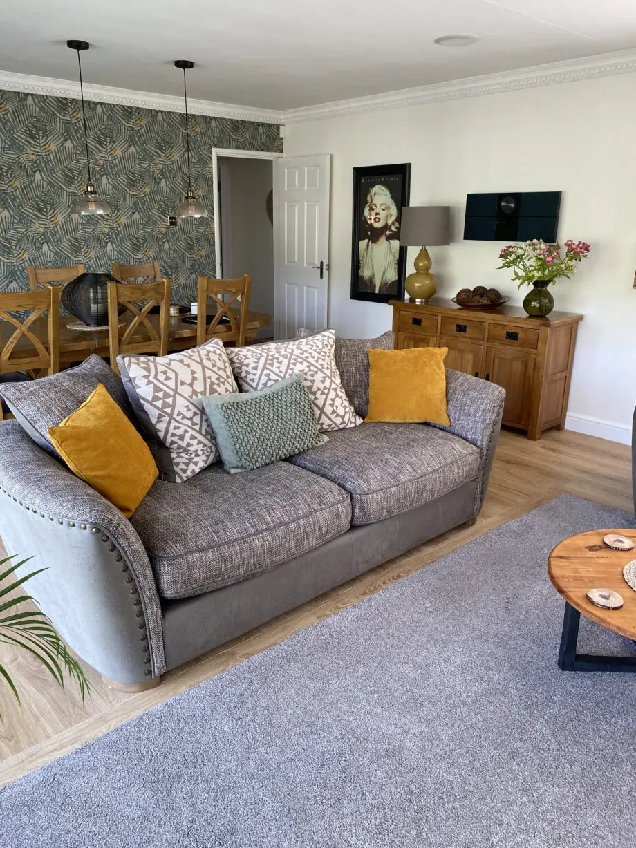 Sofology sofas excellent condition,, no marks or scratches, selling because we want a change .
