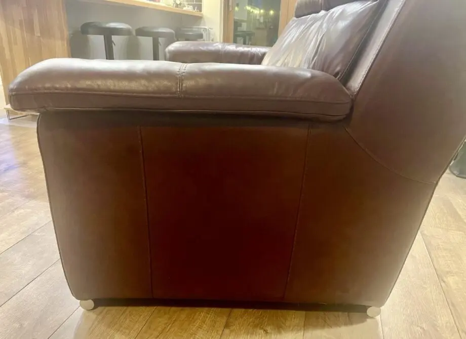 Two Seater Leather Sofa Burgundy / Brown