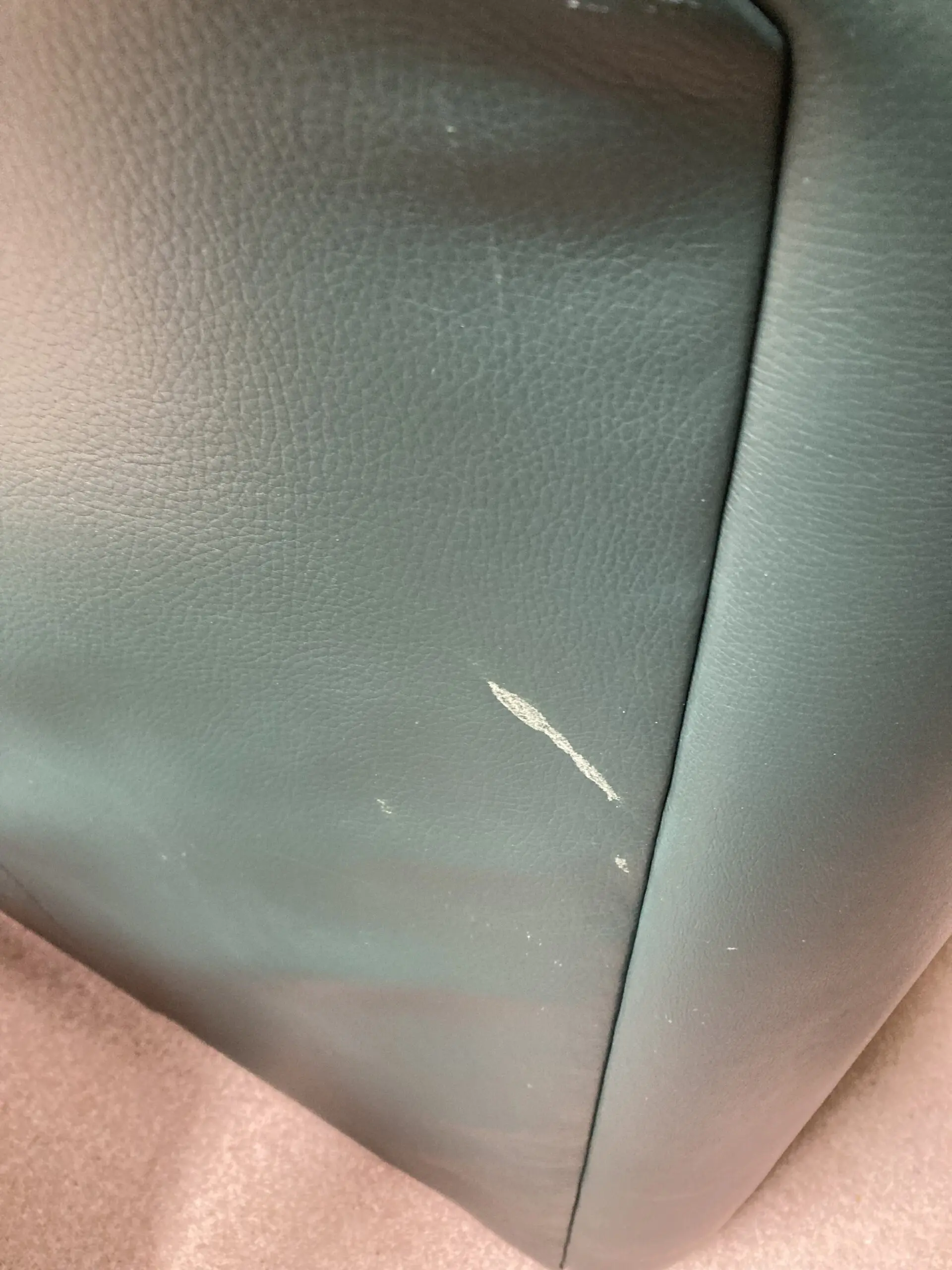 Pendragon High Quality Grain Leather sofa 3 Seater And 2 seater Suite