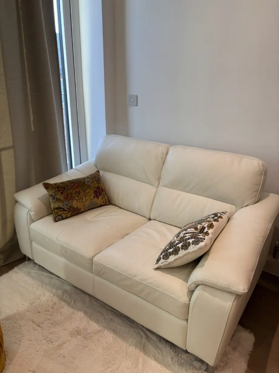 White Leather 2-seater sofa