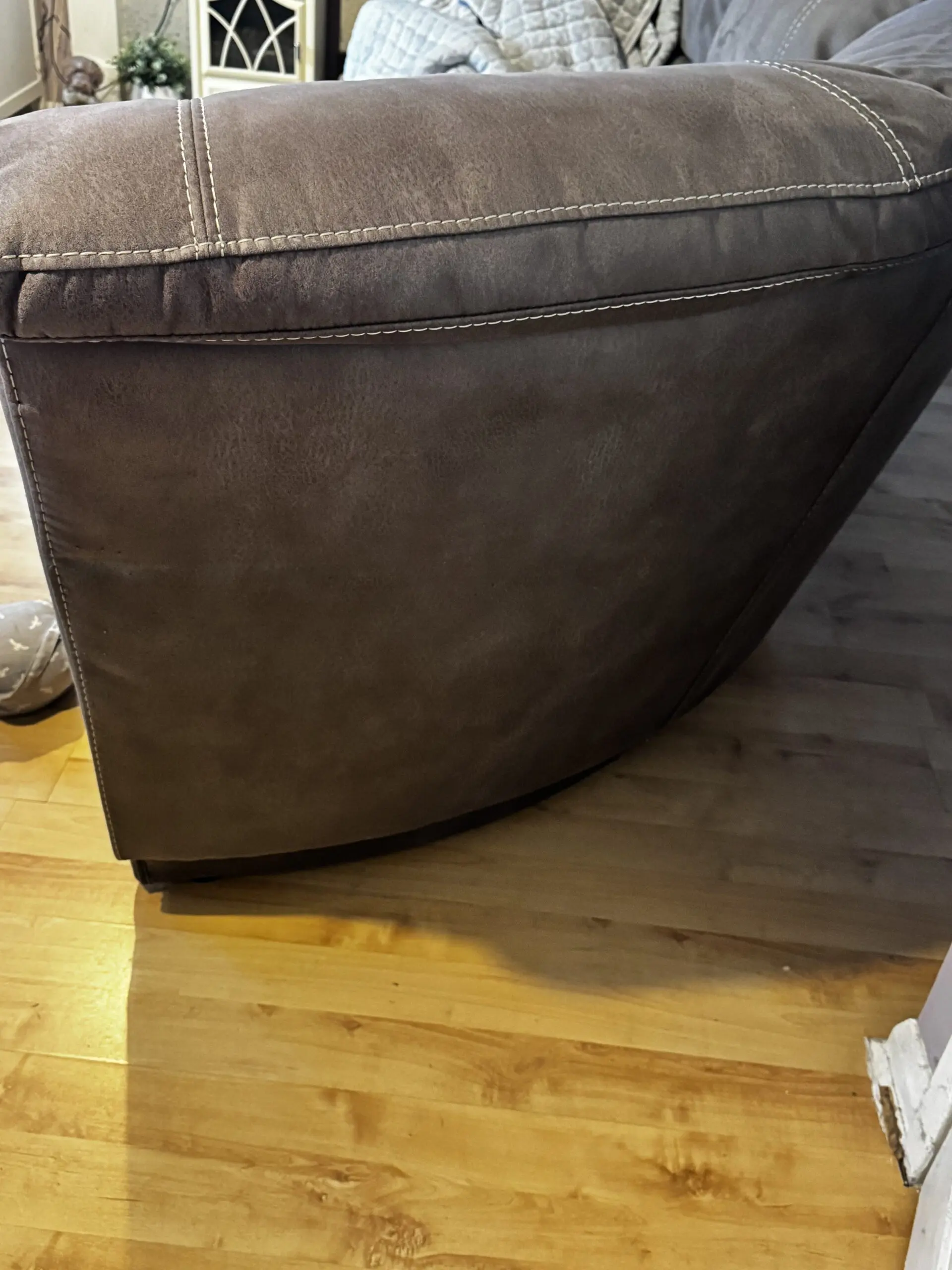 Harvey’s 5-7 seater recliner corner sofa