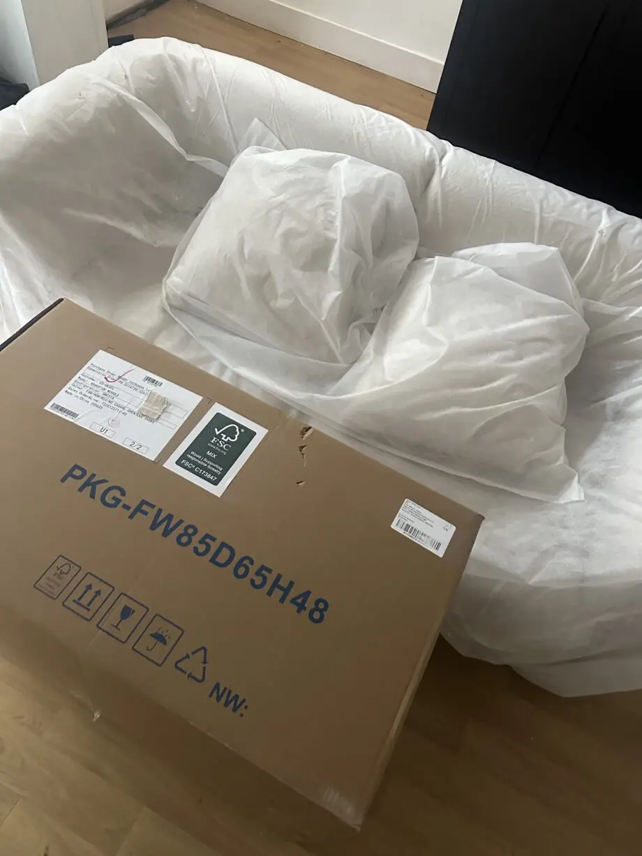 *BRAND NEW - SEE OTHER PHOTOS * SOFOLOGY NUVOLE 2 Seater Sofa in Casual Chenille Ivory and Matching Footstool