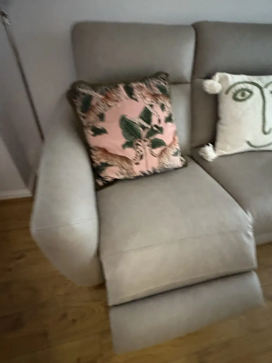 Oak furniture land recliner sofa as new condition