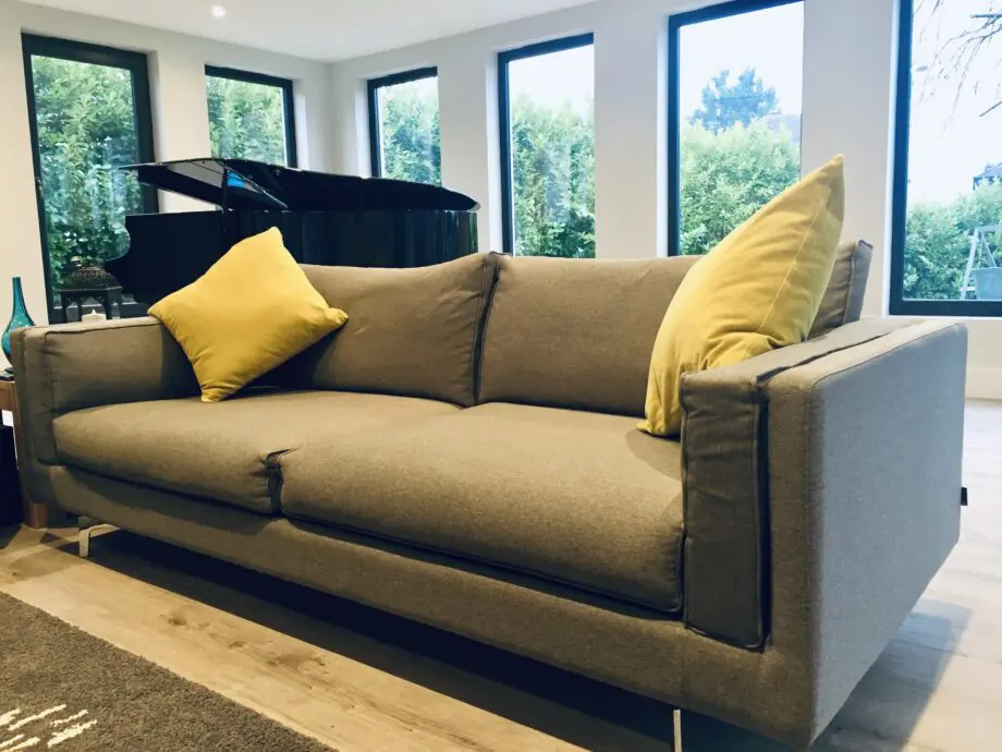Luxury Italian Calligaris grey sofa set - Really comfortable, cost over £3,000