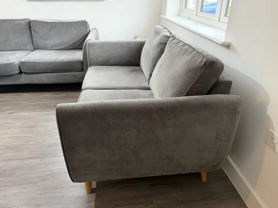 DFS Aurora 3 + 2 Seater Sofas – Excellent condition