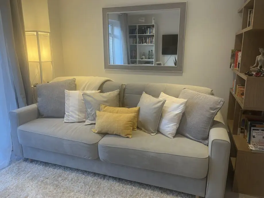 Sleep8 king size sofa bed