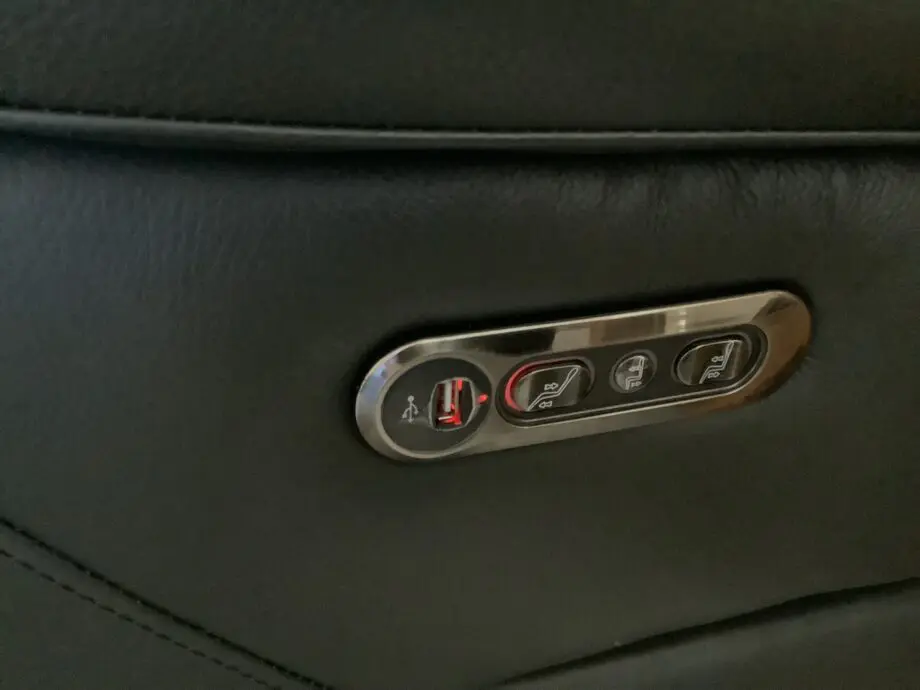 DFS genuine leather suite only 2 years old