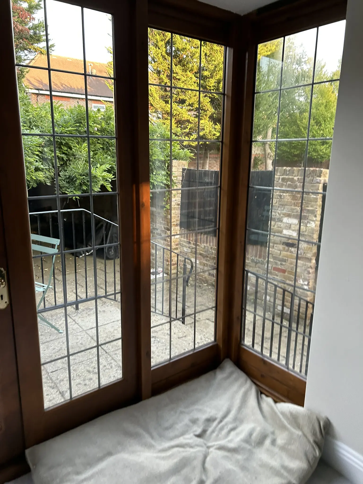 2 Genuine Natuzzi Black Leather Sofas – Excellent Condition