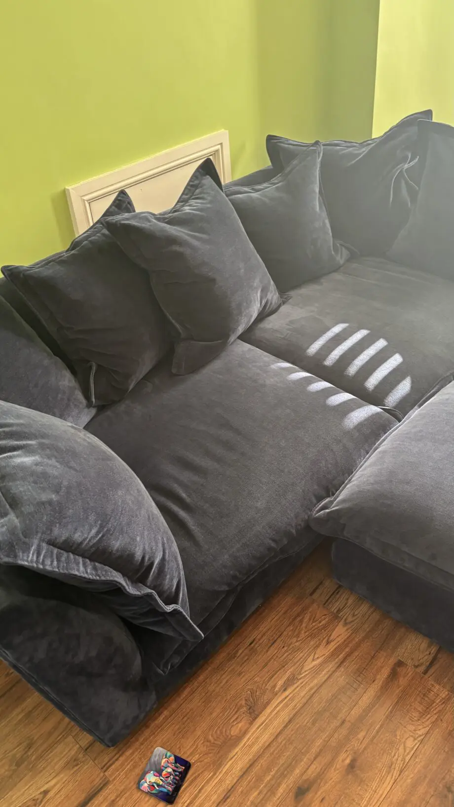 Housing Units - Comfy 4 seater Sofa & Pouffe - Great Condition