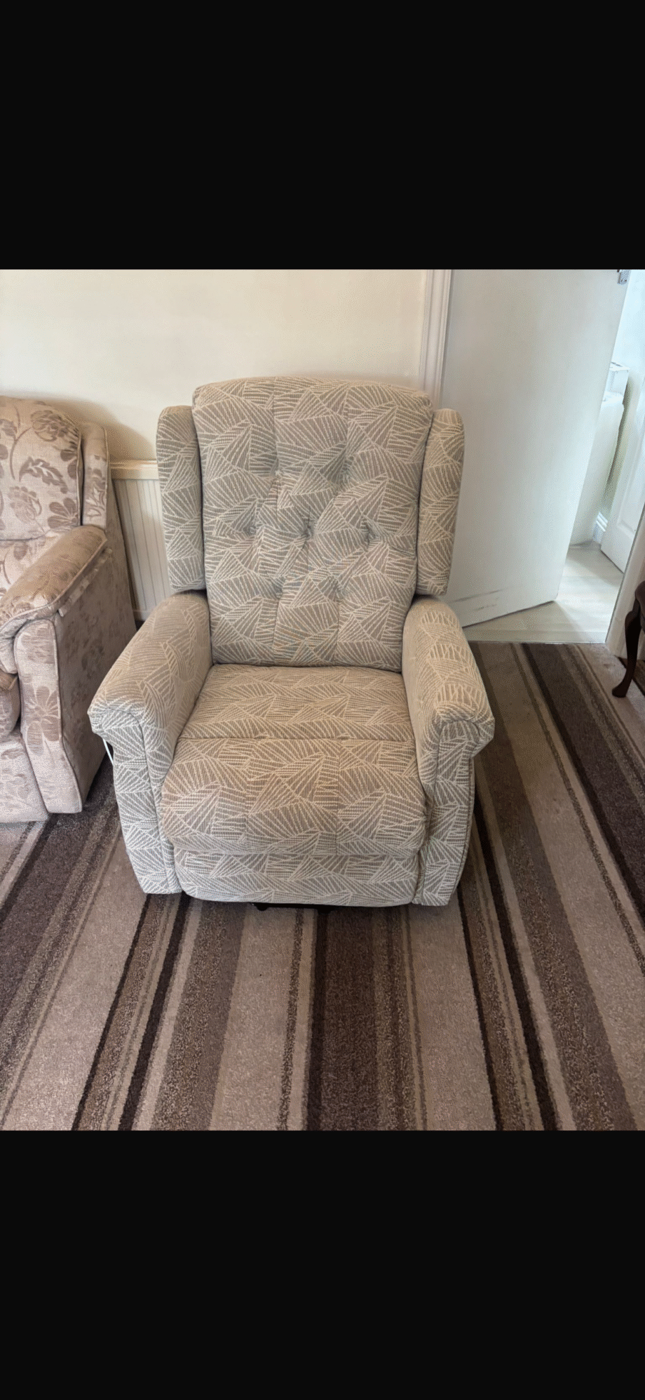 Careco recliner chair