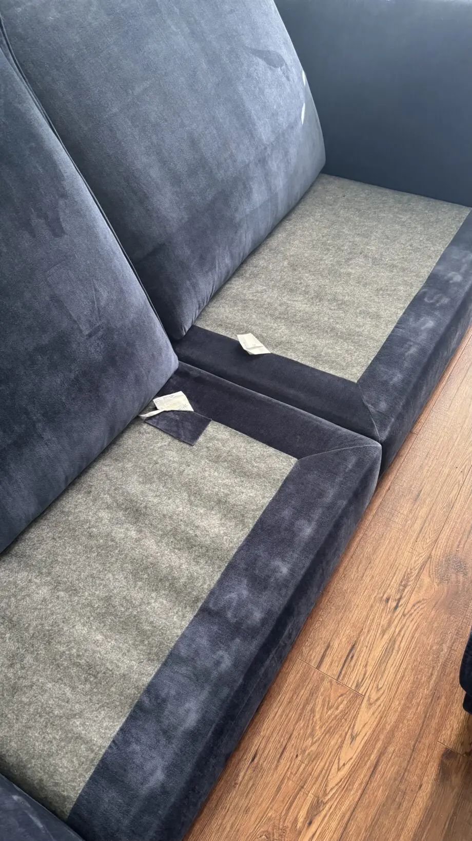 Housing Units - Comfy 4 seater Sofa & Pouffe - Great Condition