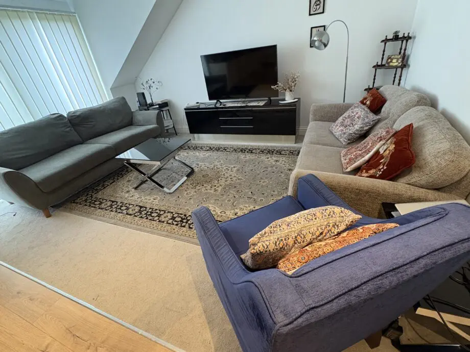 Beautiful 2 seater , 3 seater and 1 sofa seat