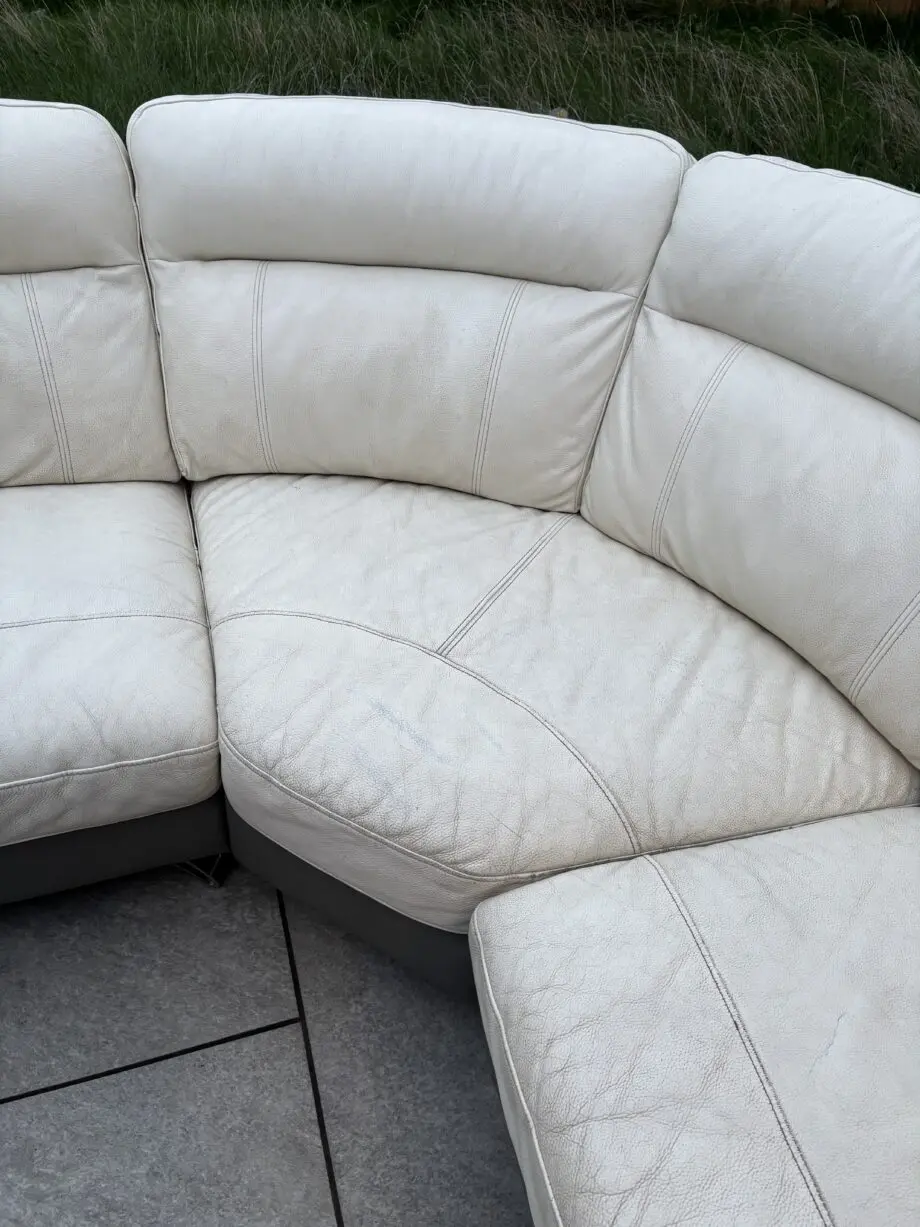 STUNNING GREY AND CREAM CORNER SOFA