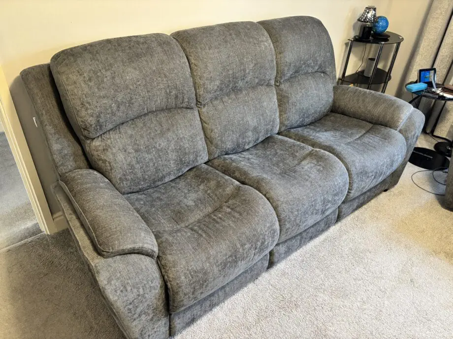 La-Z-boy 2 seater recliner with centre consul & 3 seater sofa