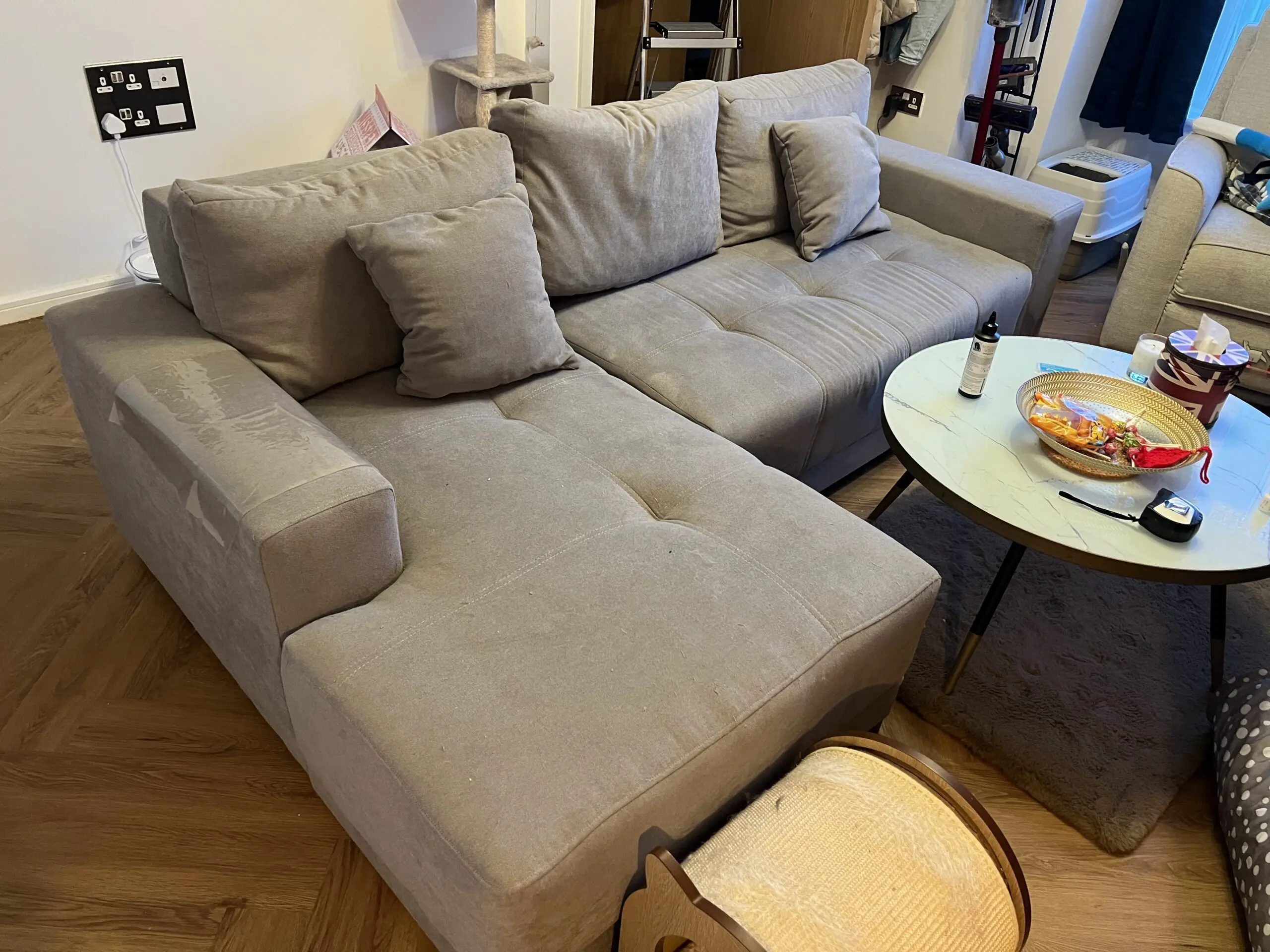 Comfortable 3-Seater / Sofa Bed