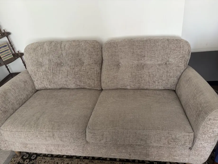 Beautiful 2 seater , 3 seater and 1 sofa seat