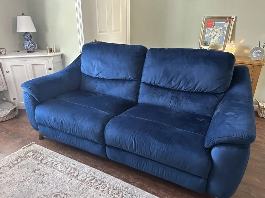 Doorway to value, California 3 seater power recliner