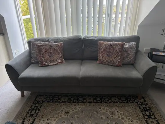 Beautiful 2 seater , 3 seater and 1 sofa seat