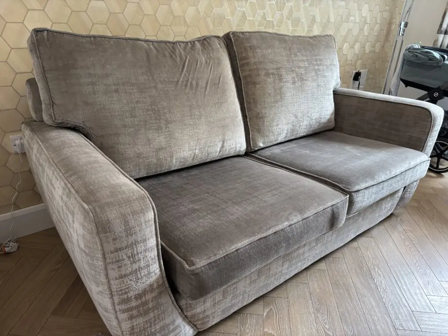 Immaculate Grey Sofa,As Good As New!