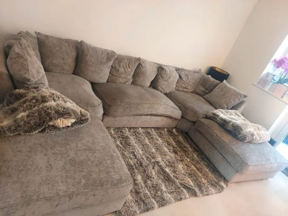 U Shape Bishop Sofa with 2 footstools