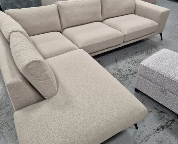 Lexia Right Hand Facing Arm Open End Corner