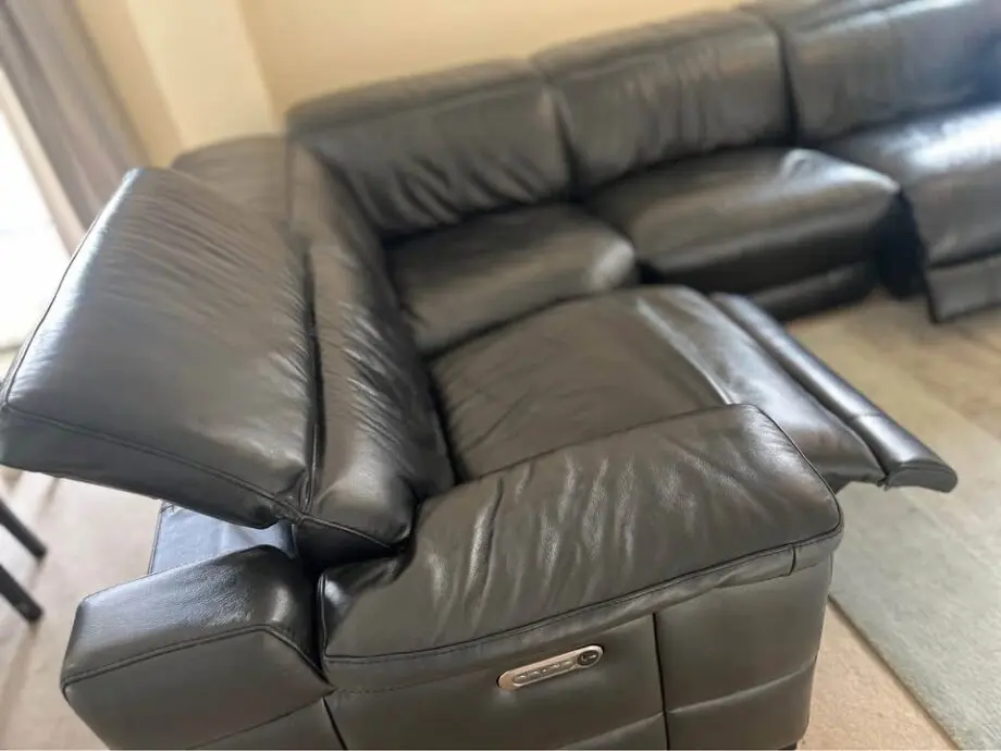 Sofology - Corner Sofa (Laurence Recliner Sofa with Power Headrest)