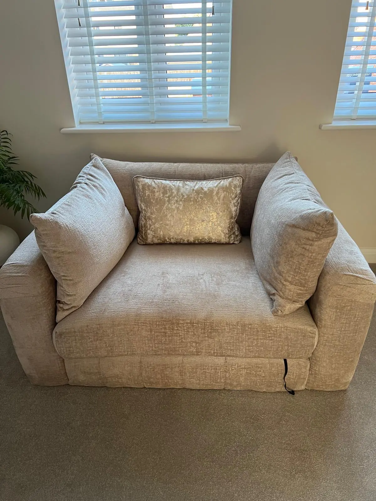The Westwood - Loveseat