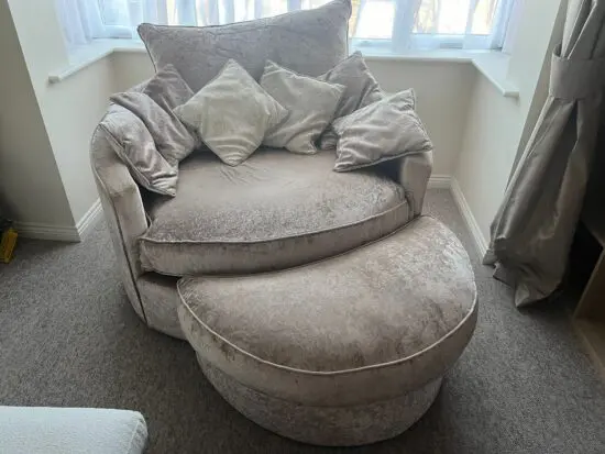 Cuddle Chair with foot stool