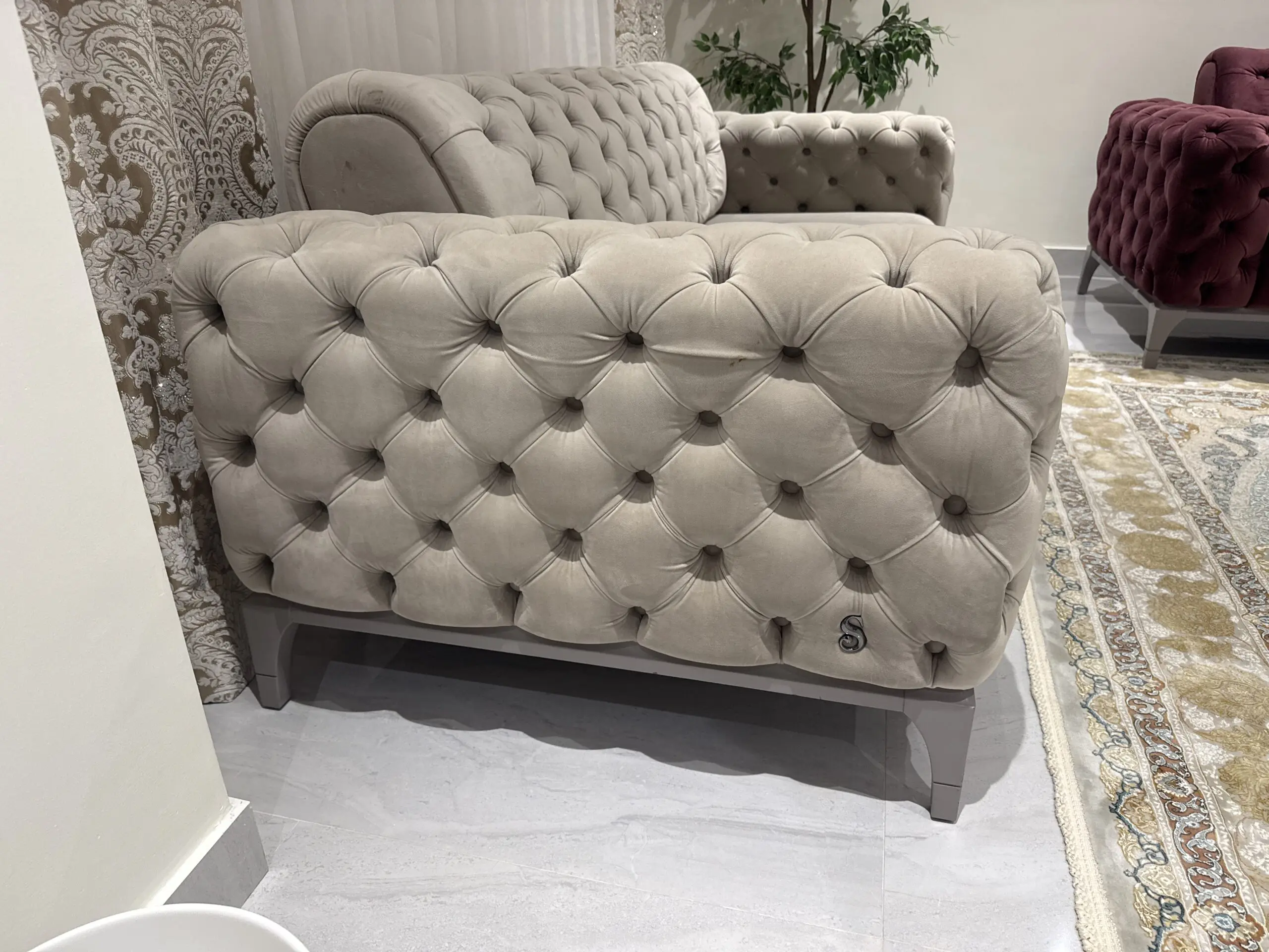 2 SALONI FLORANSA SOFA WITH BACK MOVING MECHANISM RRP £5600