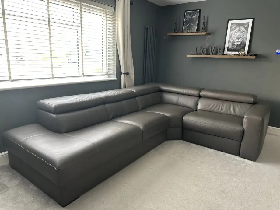 ROM dark grey leather corner sofa