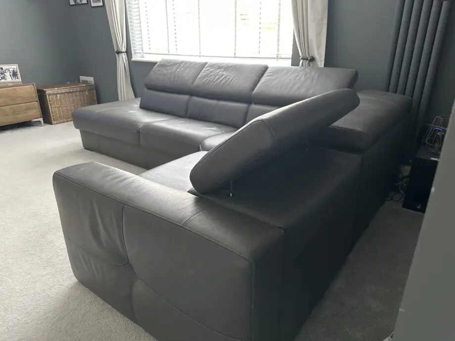 ROM dark grey leather corner sofa