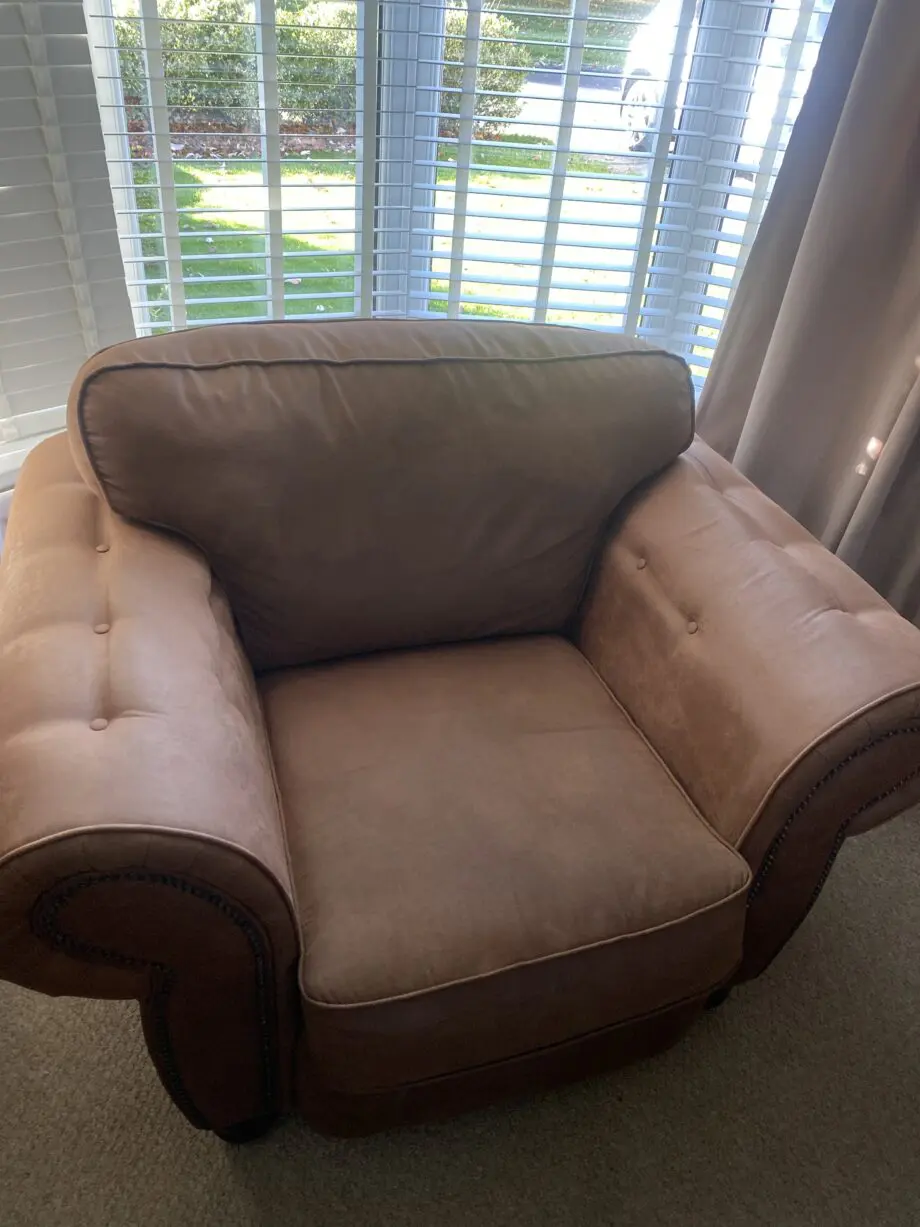 SCS County Armchair