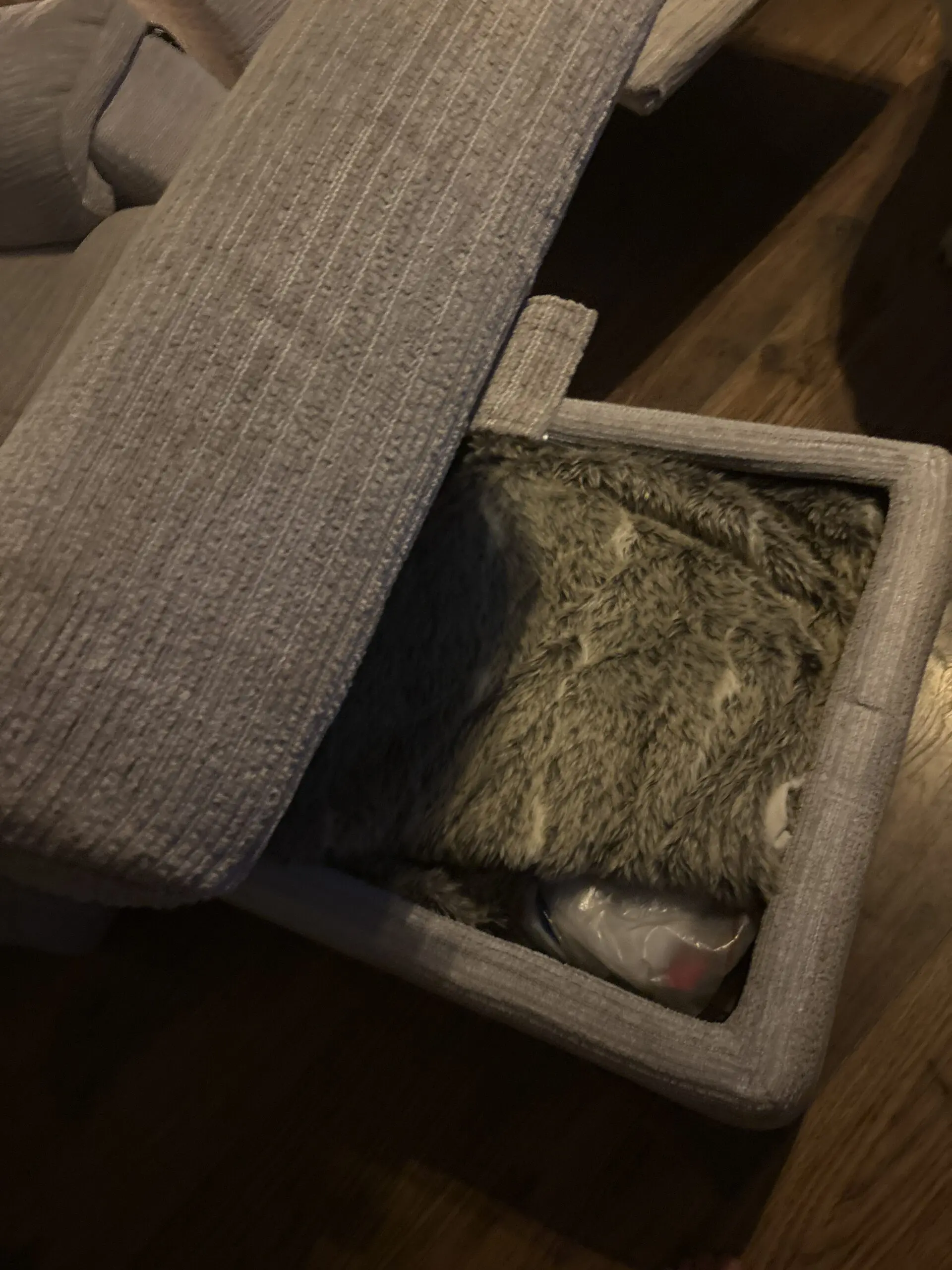 3 seater recliner sofa & arm chair with poof foot stool