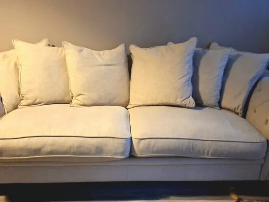 2 x Chesterfield Style sofas