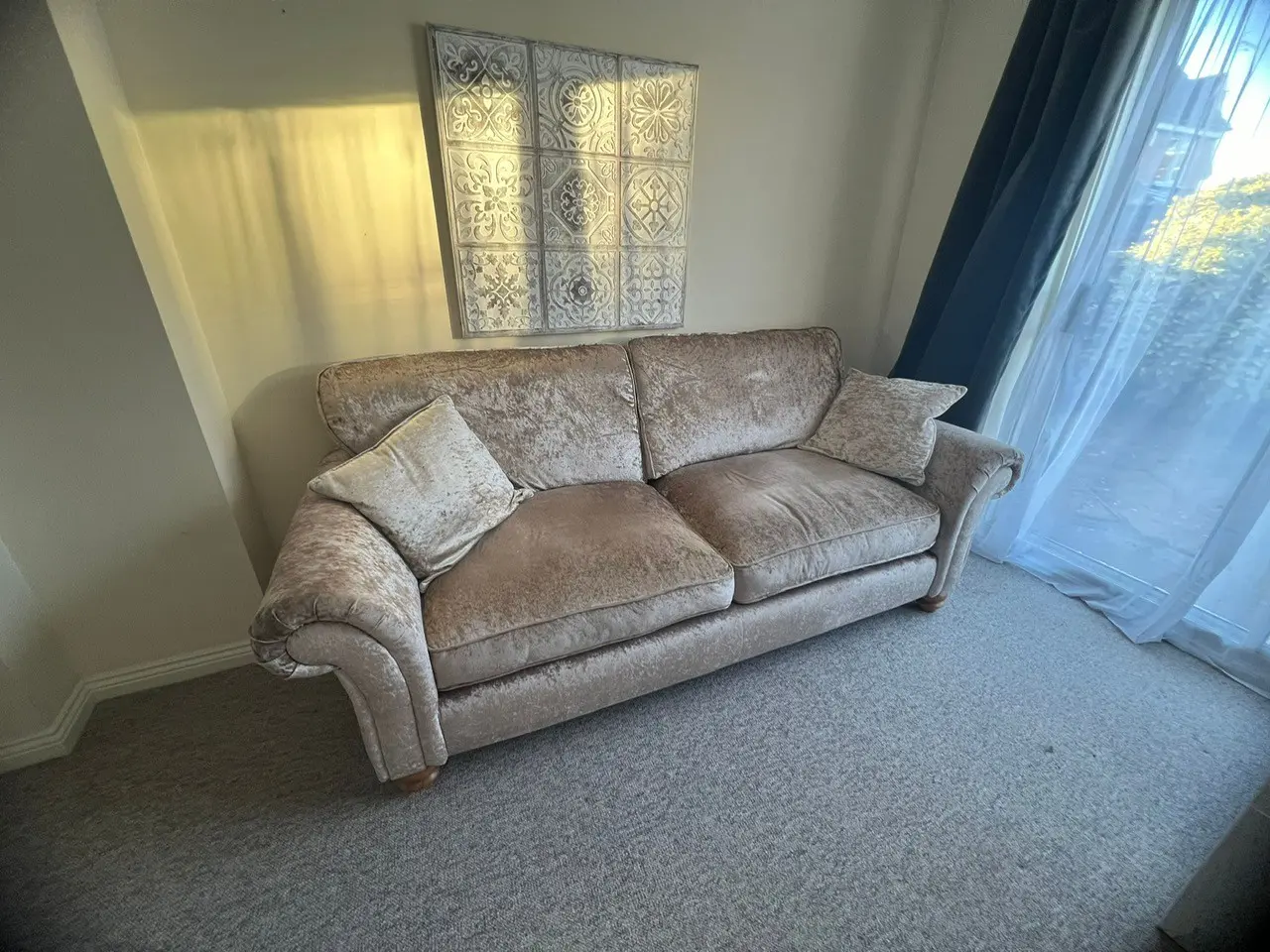 2 Seater Sofa crushed velvet
