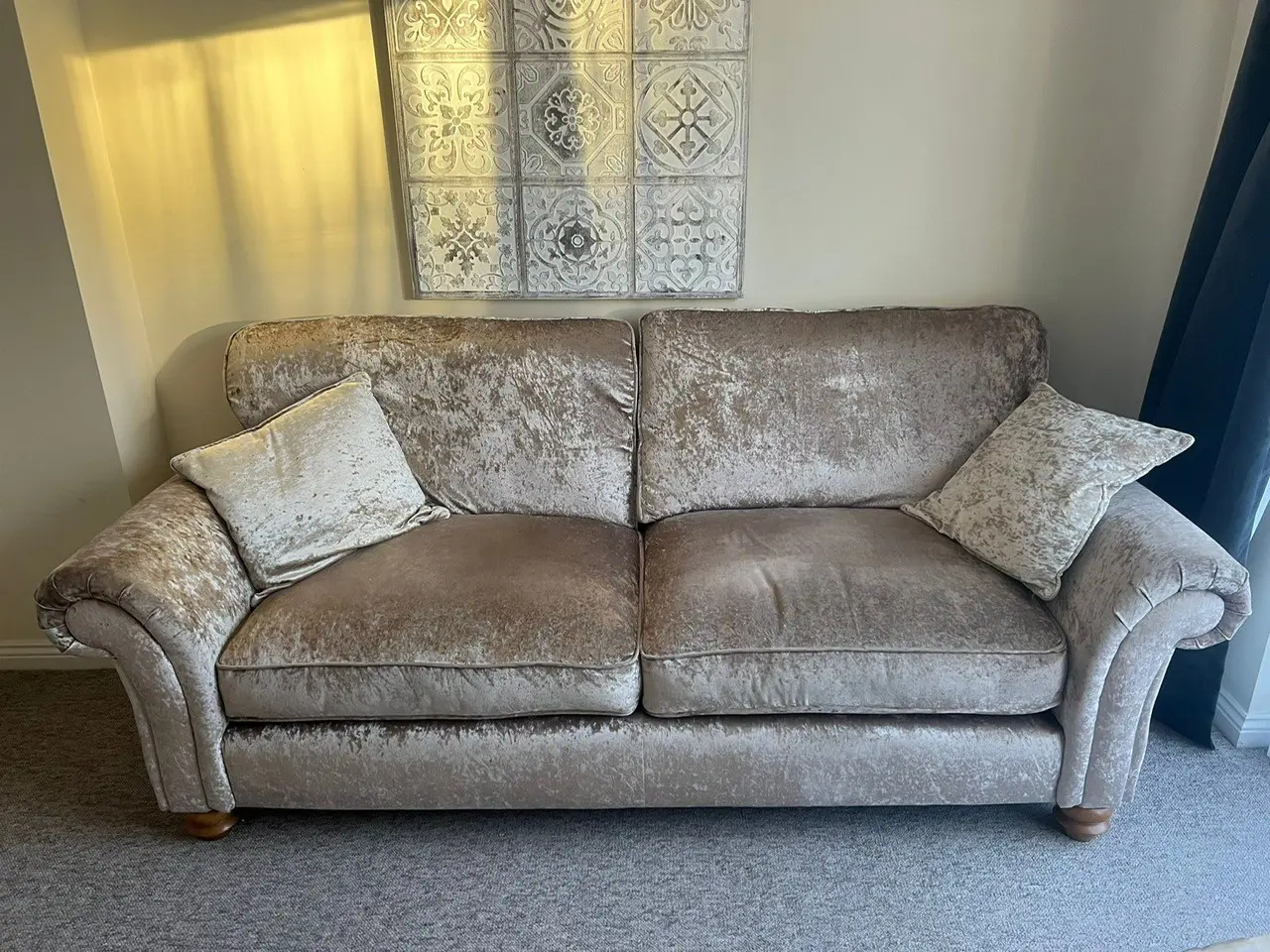 2 Seater Sofa crushed velvet