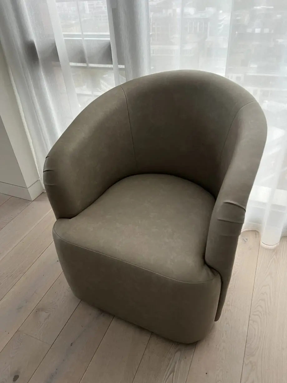 Brand NEW, Cotswold Bed Company, Harlyn Armchair Taupe