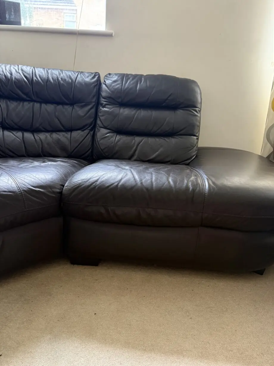 Brown DFS Leather Corner Sofa – 5 Seater – Excellent Condition