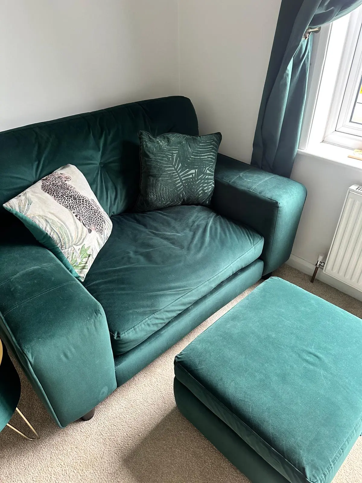 DFS Java Velvet Dark Green sofa suite