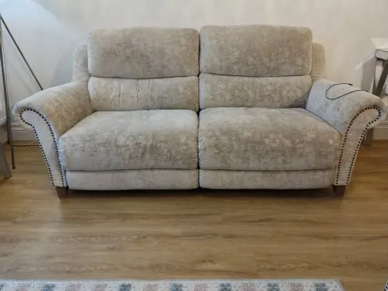 Matching 3 and 2 seater recliner sofas