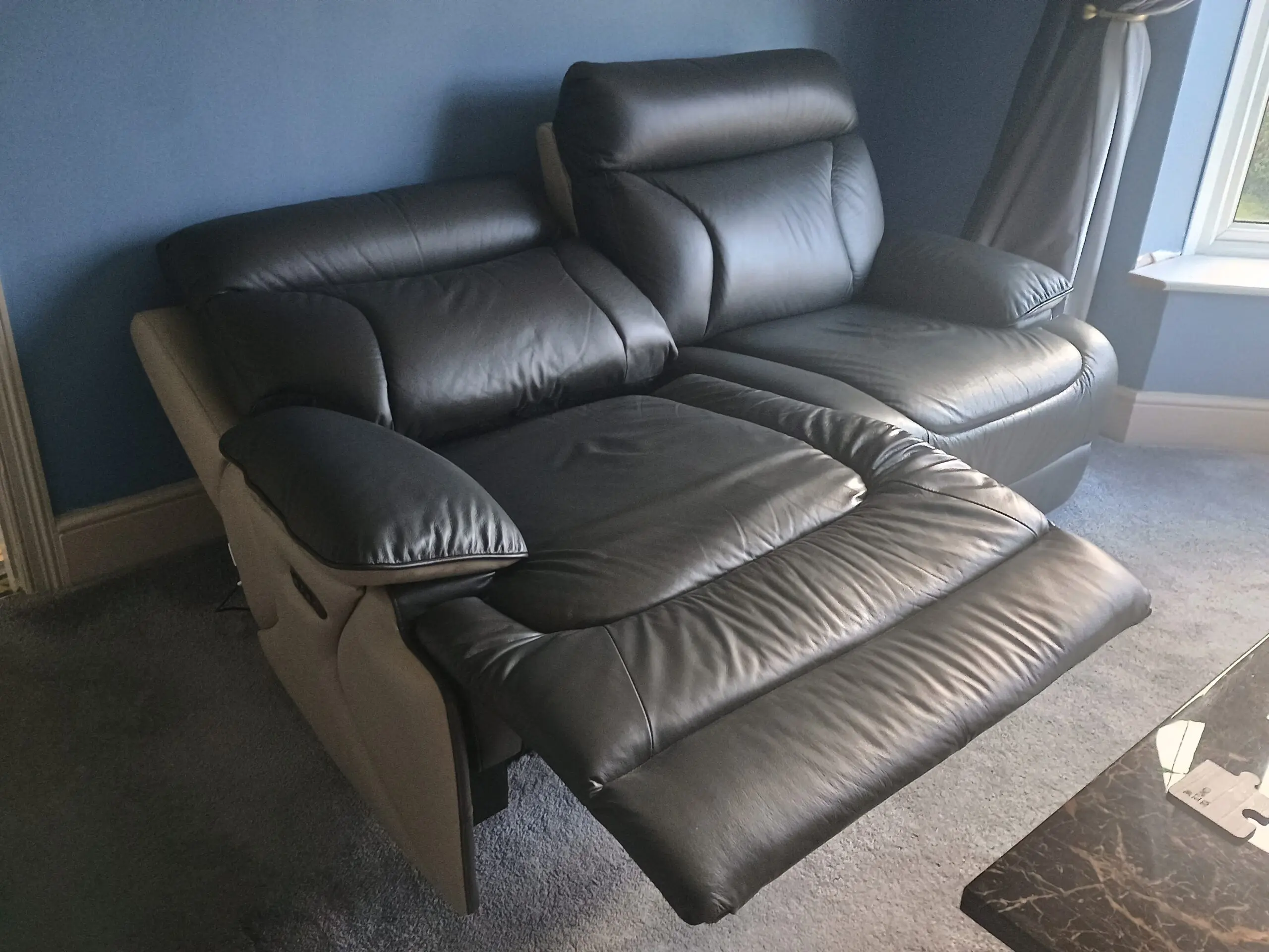 La-z-boy 3 seater power recliner sofa