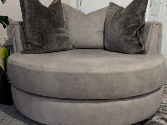 DFS Devine Swivel Chair - chocolate combination