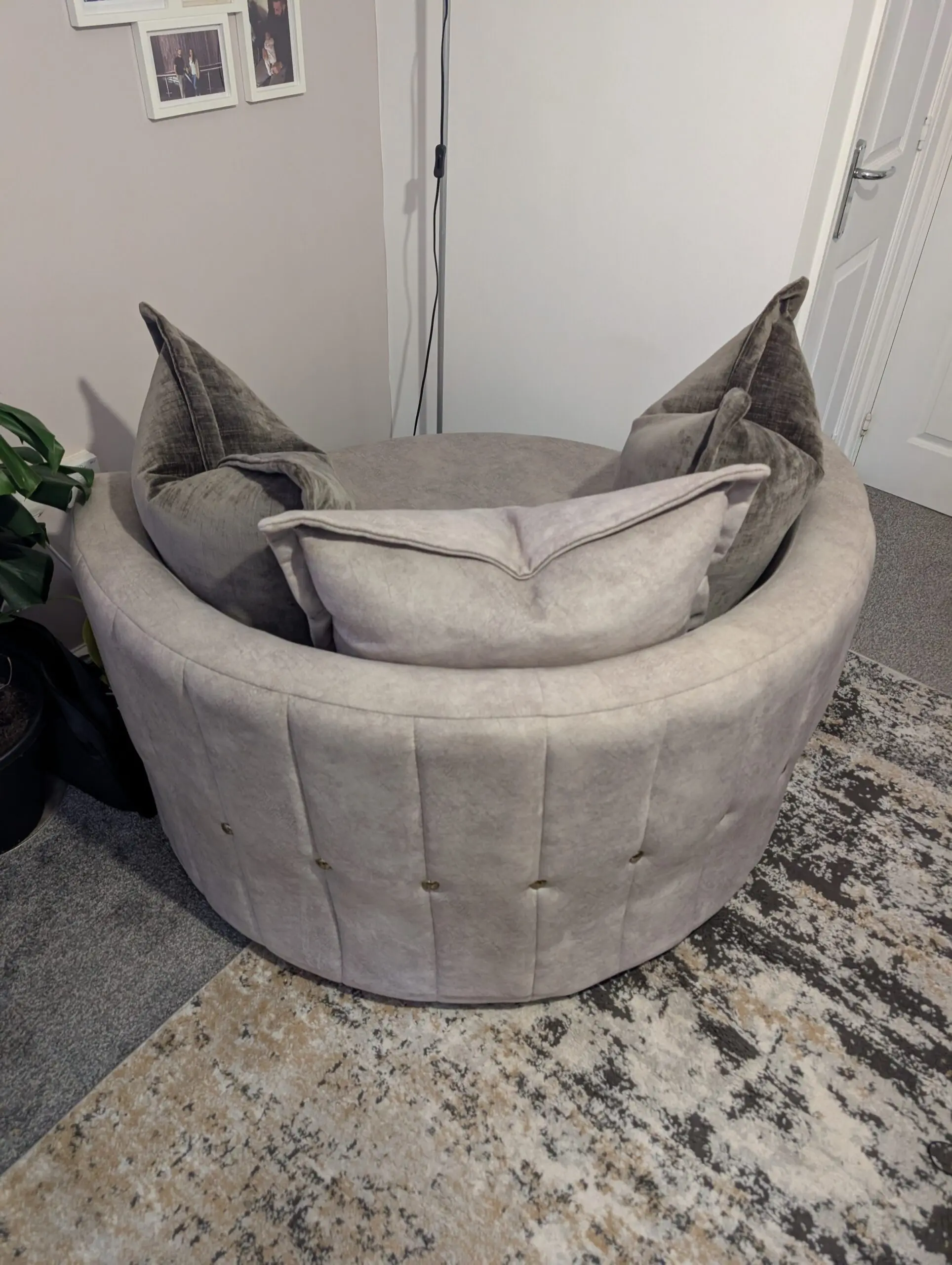 DFS Devine Swivel Chair - chocolate combination