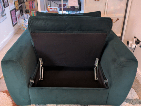 Snug Green 1.5 Seat Armchair with storage