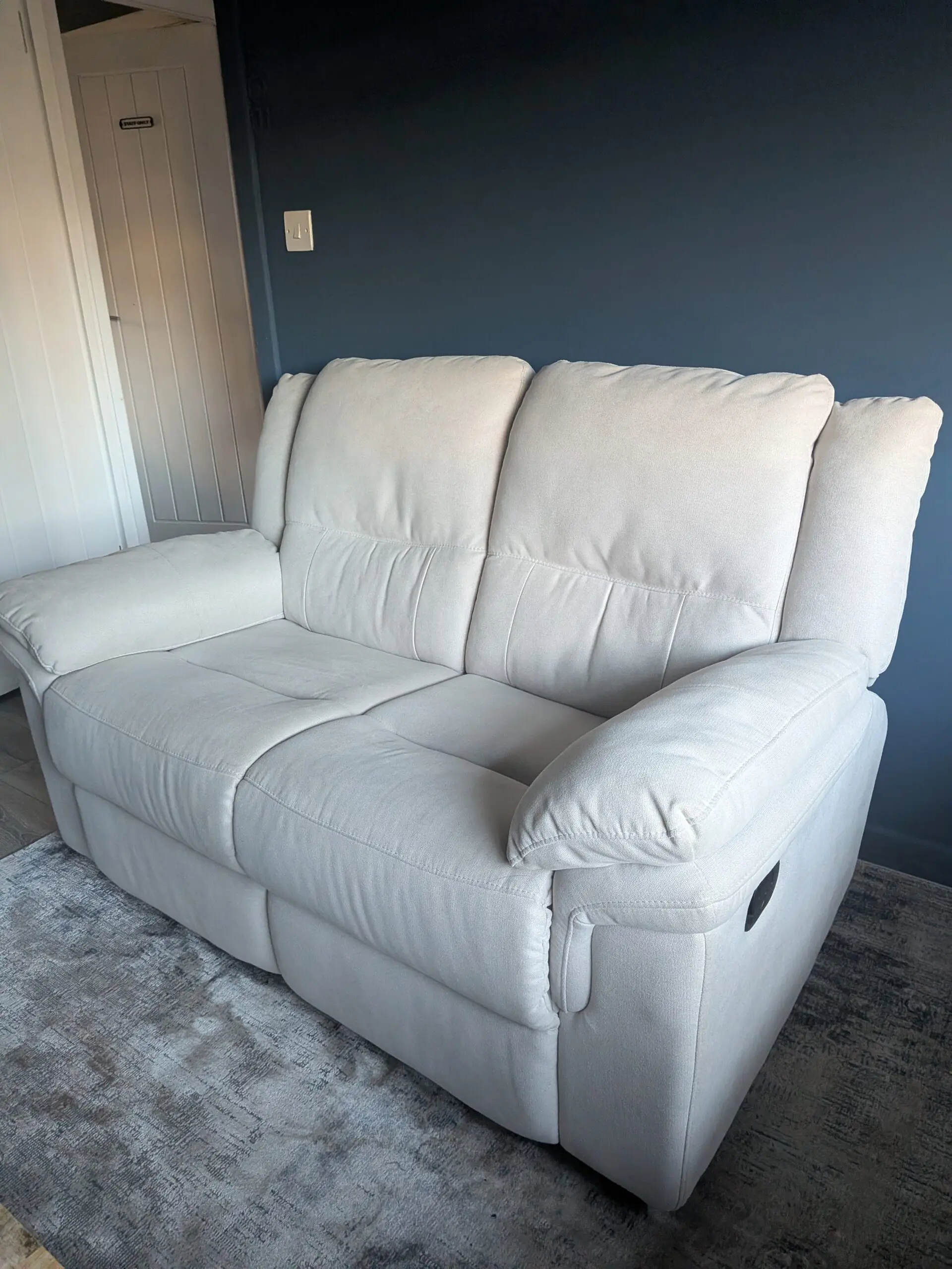 3 and 2 seater recliner, Grey/ Beige