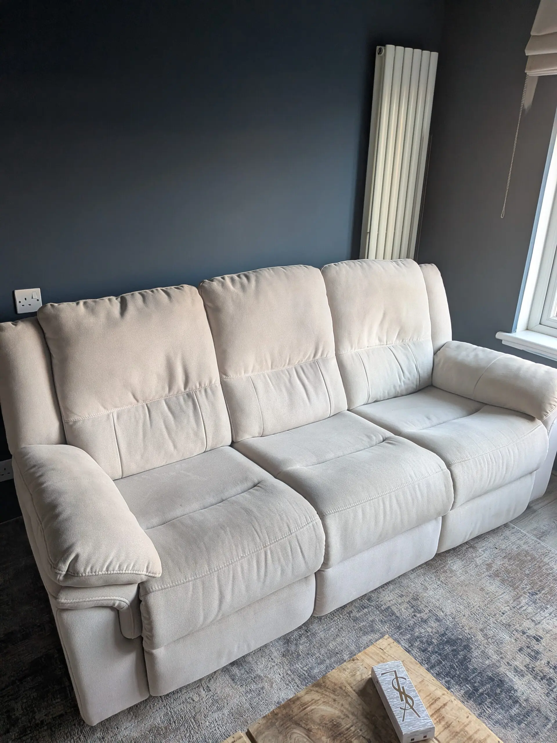 3 and 2 seater recliner, Grey/ Beige