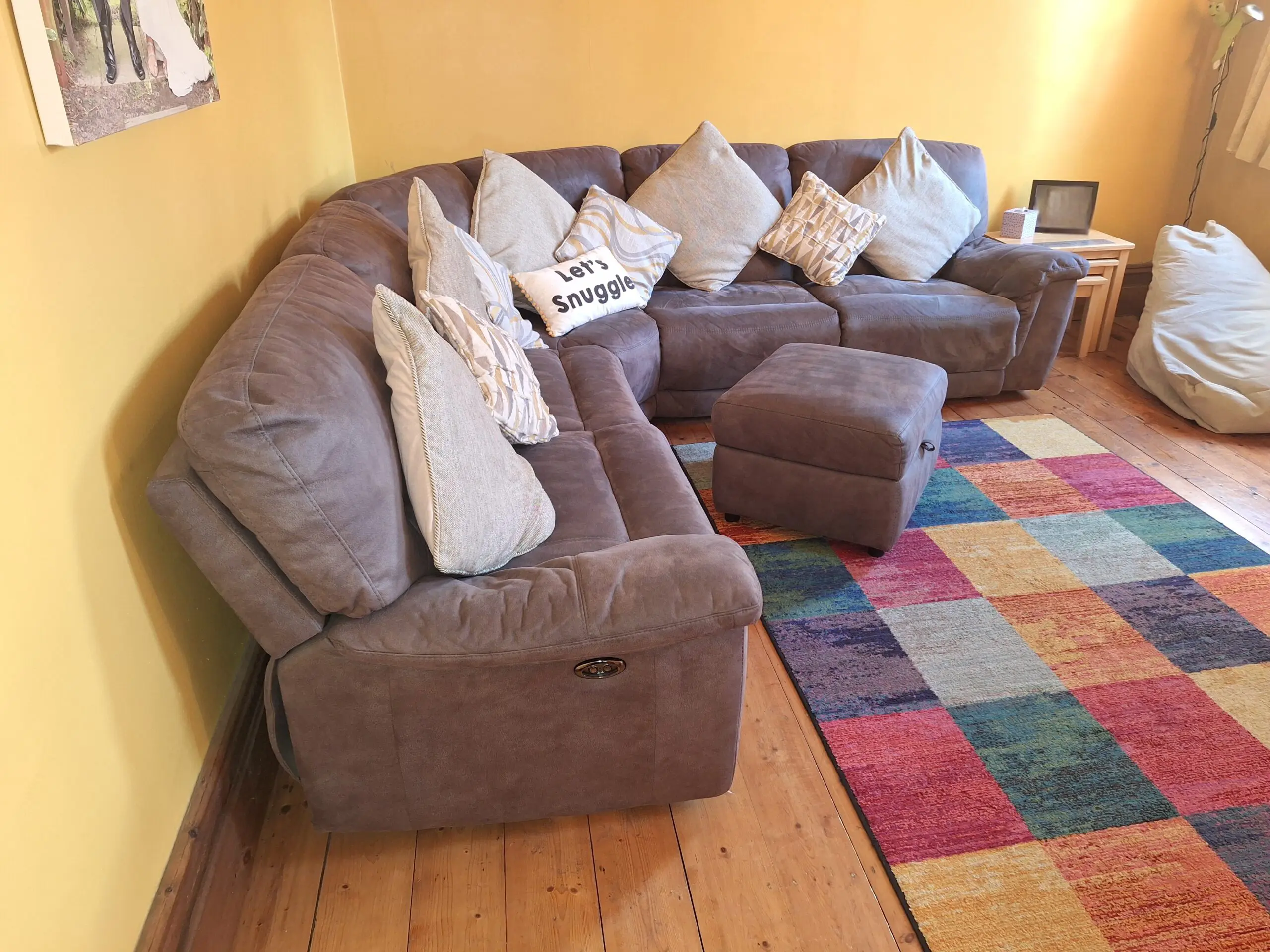 DFS 6 seater reverse leather corner sofa with USB chargers, 2 electric recliners and matching storage foot stool