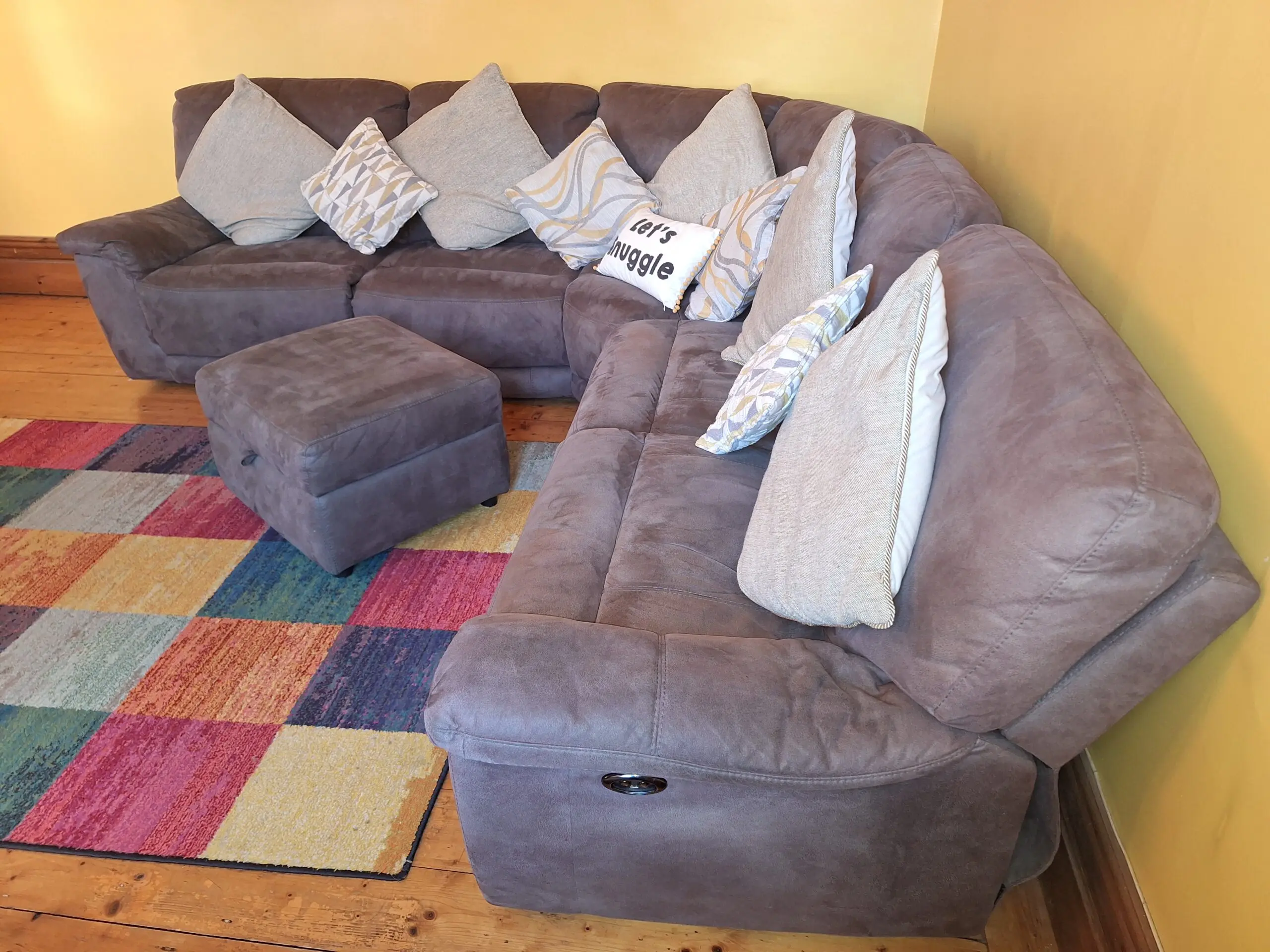 DFS 6 seater reverse leather corner sofa with USB chargers, 2 electric recliners and matching storage foot stool